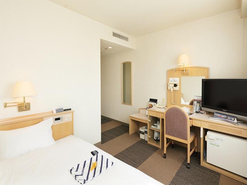 Apa Hotel Takamatsu Airport Экстерьер фото